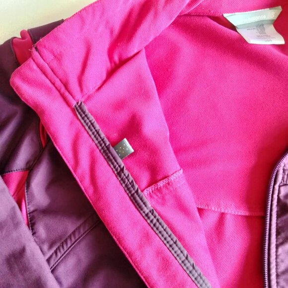New Balance Purple Waterproof Lightweight Zippered Jacket NWOT Ladies LARGE - Picture 7 of 13